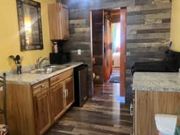 Yellowstone Tiny house- Valley Village