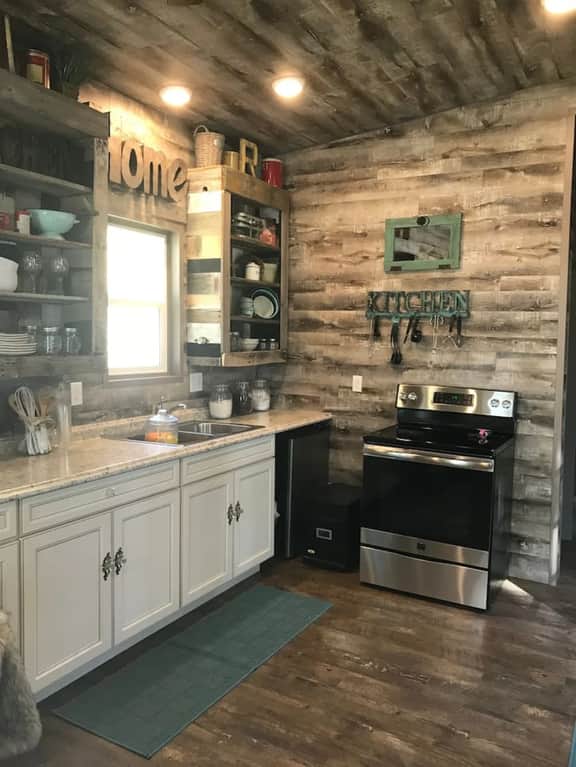 Tiny House -Valley Village